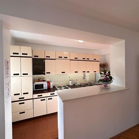 Viktor Apartment Kumanovo Kültér fotó