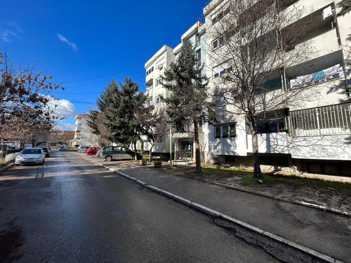 Viktor Apartment Kumanovo Kültér fotó
