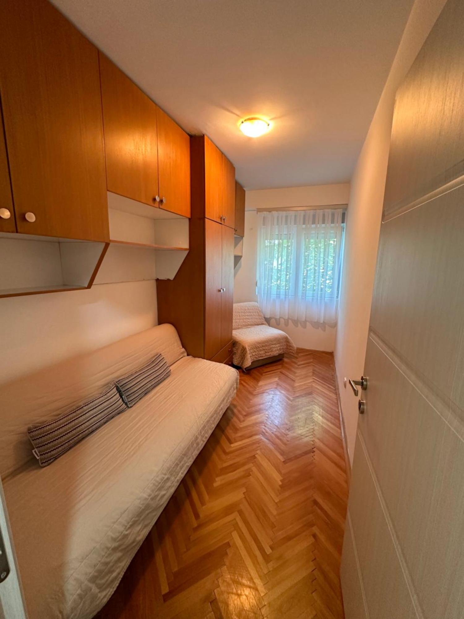 Viktor Apartment Kumanovo Kültér fotó